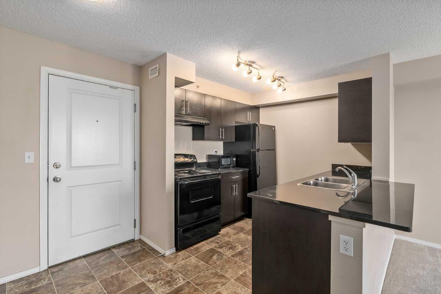 404, 195 Kincora Glen Road NW