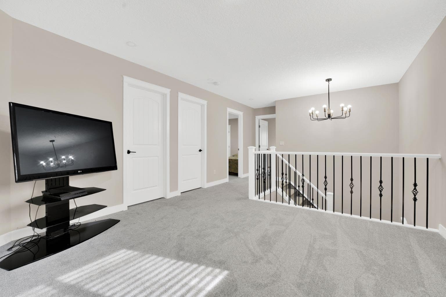 360 Saddlemont Boulevard NE