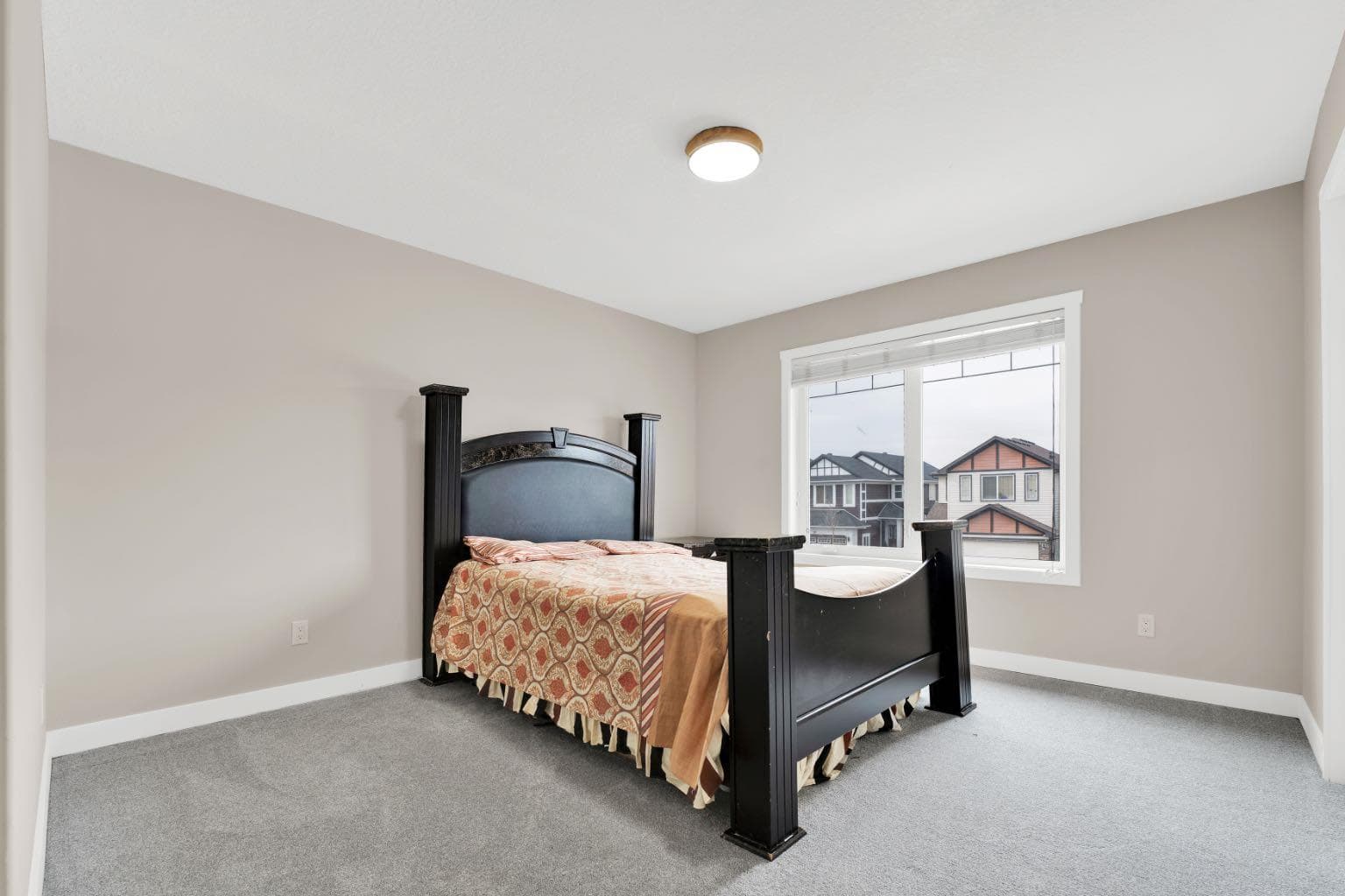 360 Saddlemont Boulevard NE