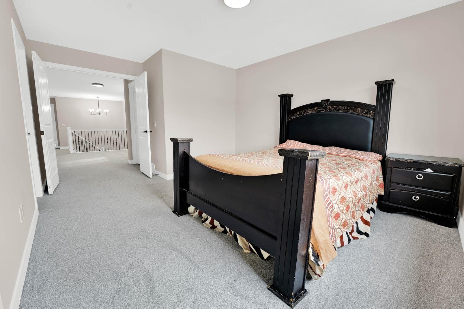 360 Saddlemont Boulevard NE