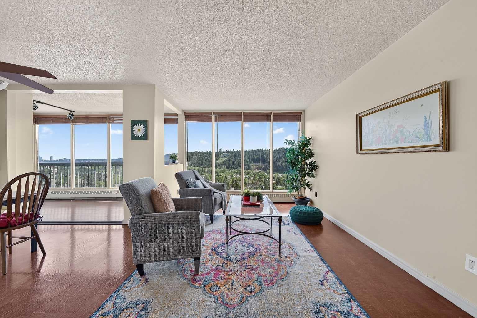 1607, 145 Point Drive NW