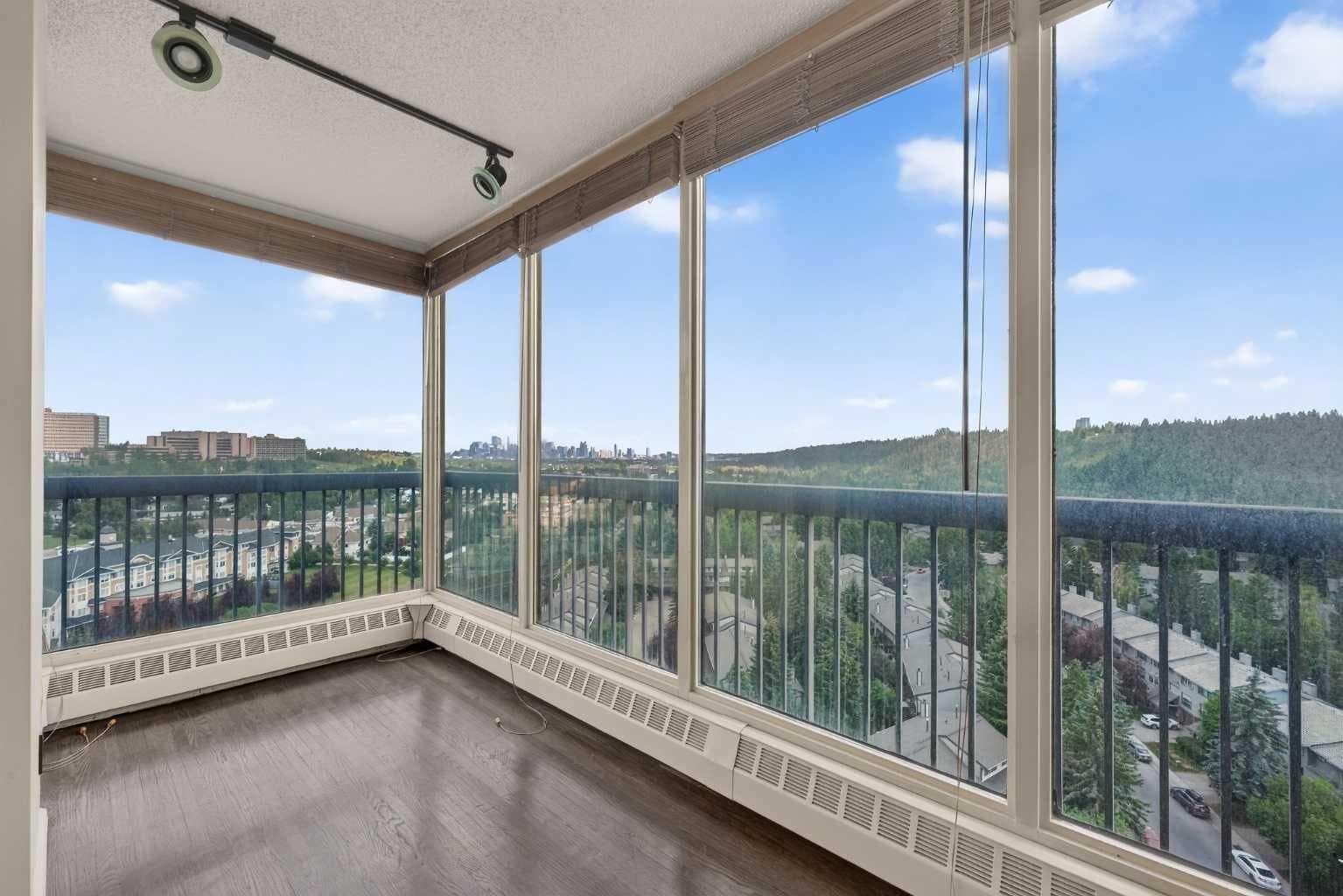1607, 145 Point Drive NW