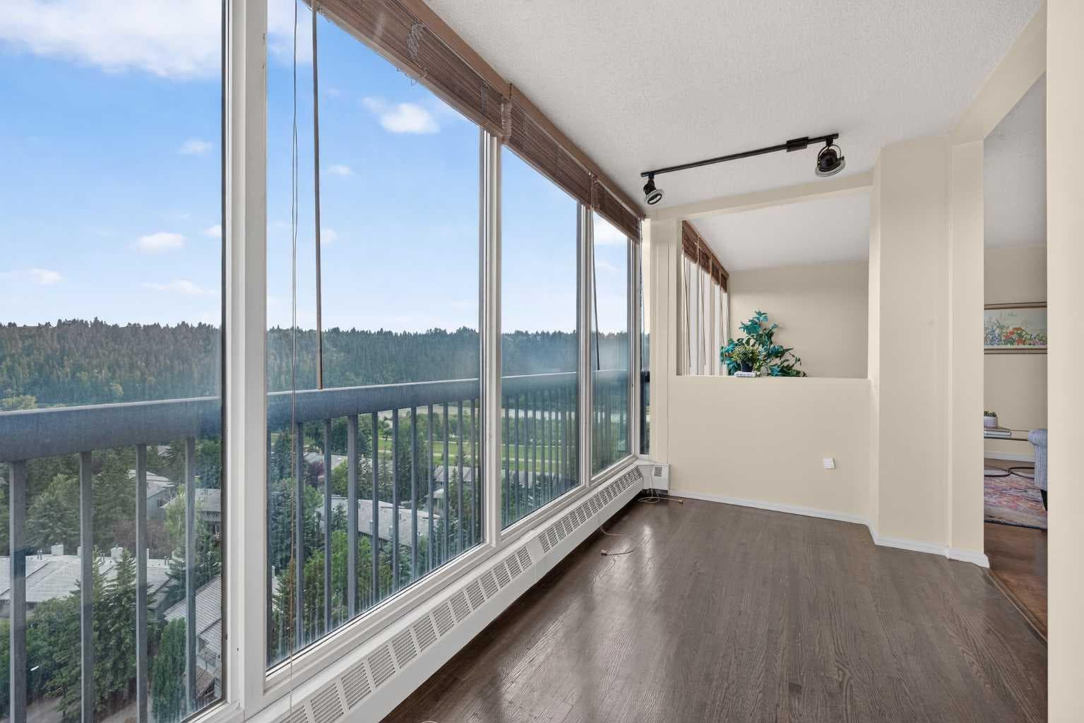 1607, 145 Point Drive NW