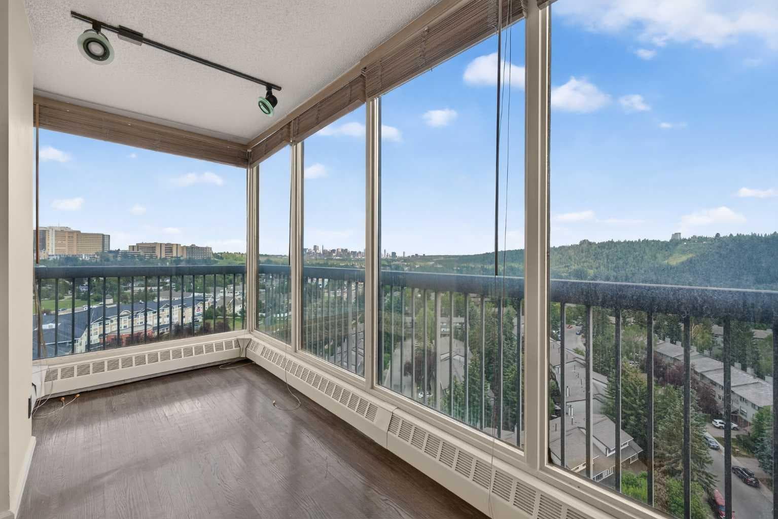 1607, 145 Point Drive NW