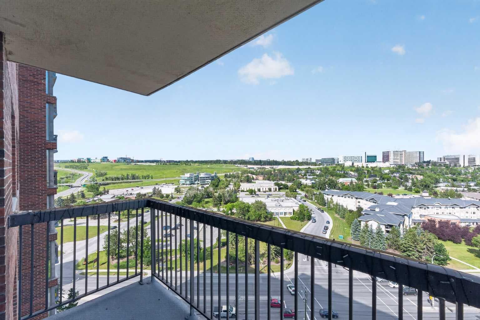 1607, 145 Point Drive NW