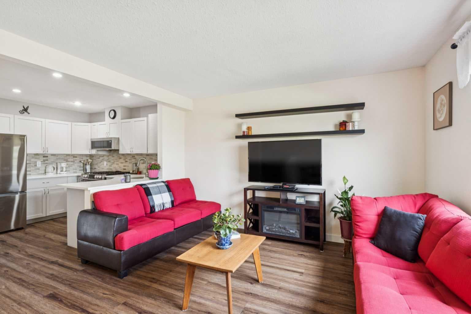 212 Bayside Point SW