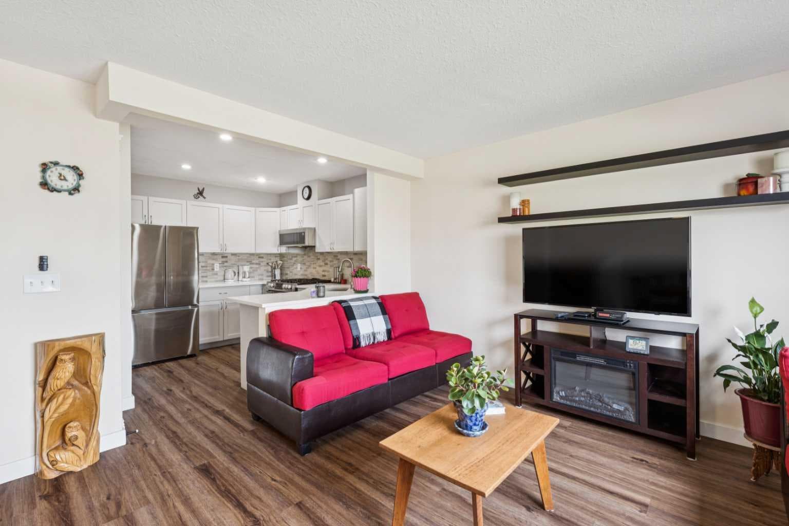 212 Bayside Point SW