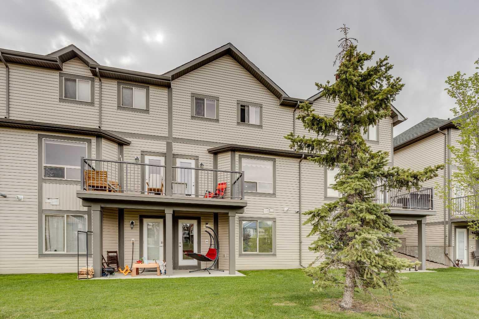 212 Bayside Point SW