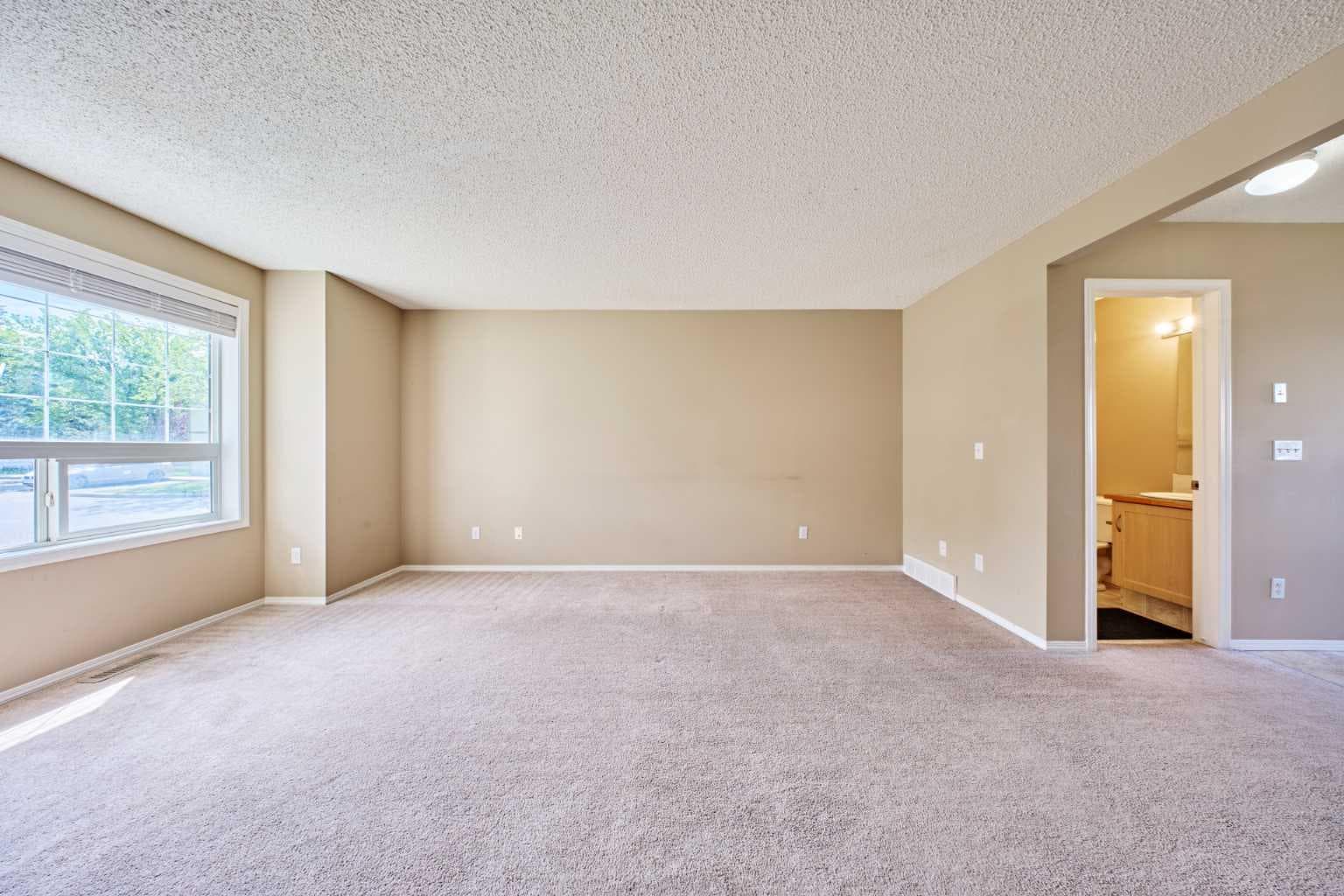 2506, 111 TARAWOOD Lane NE