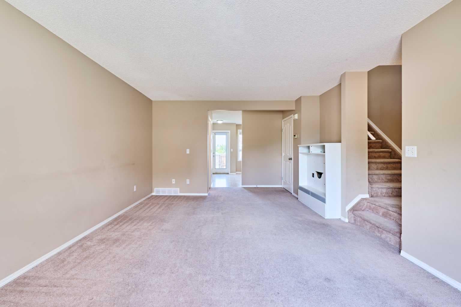 2506, 111 TARAWOOD Lane NE