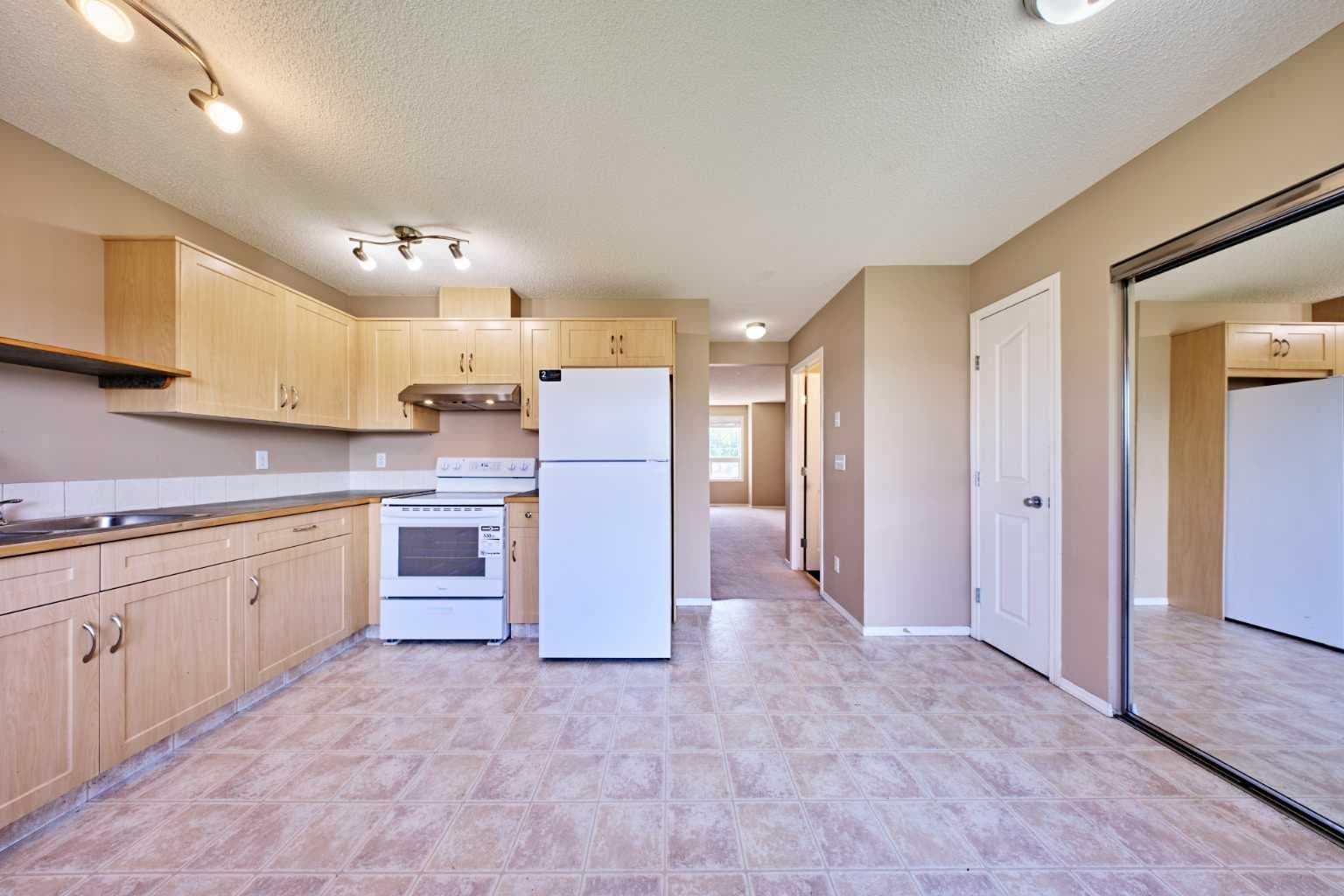2506, 111 TARAWOOD Lane NE