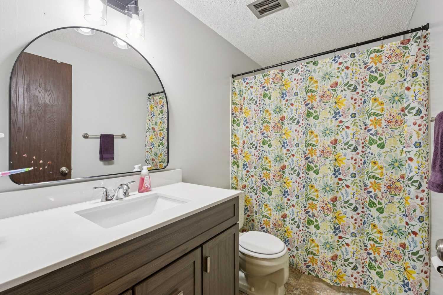 83, 630 Sabrina Road SW