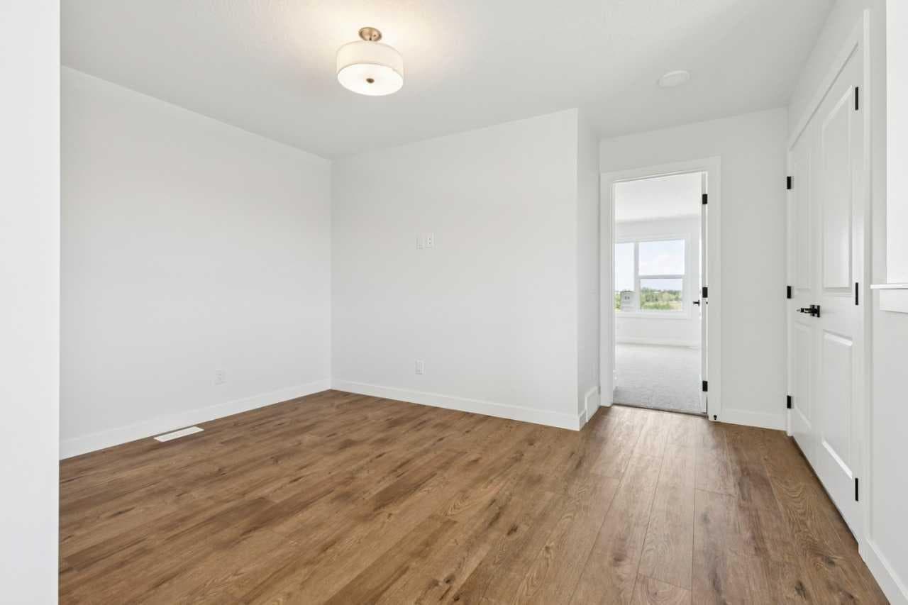 49 Silverton Glen Way SW