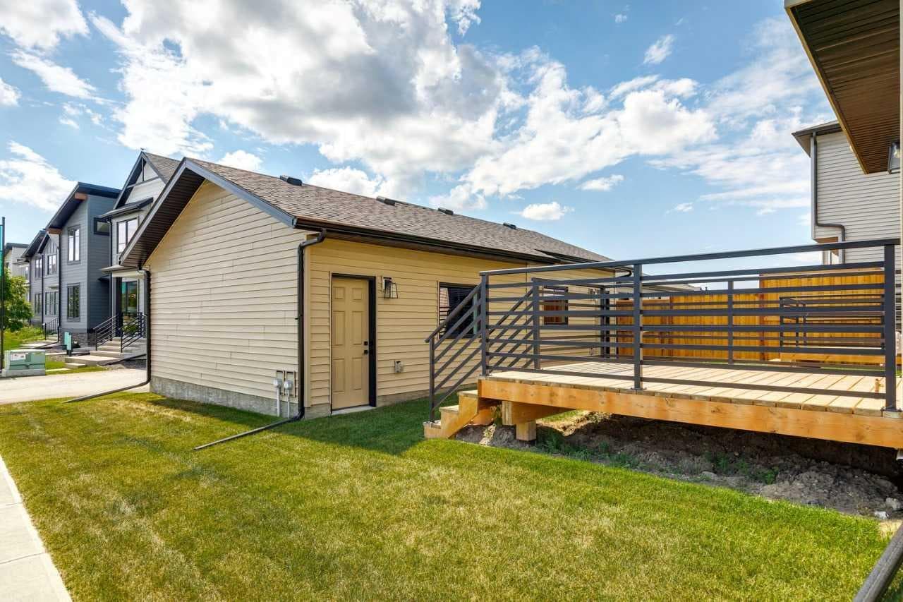 49 Silverton Glen Way SW
