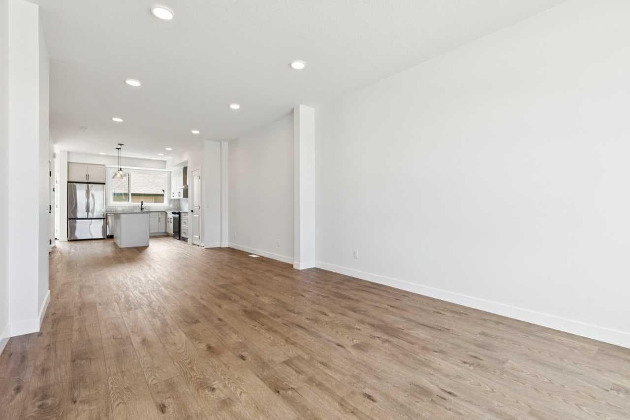 49 Silverton Glen Way SW