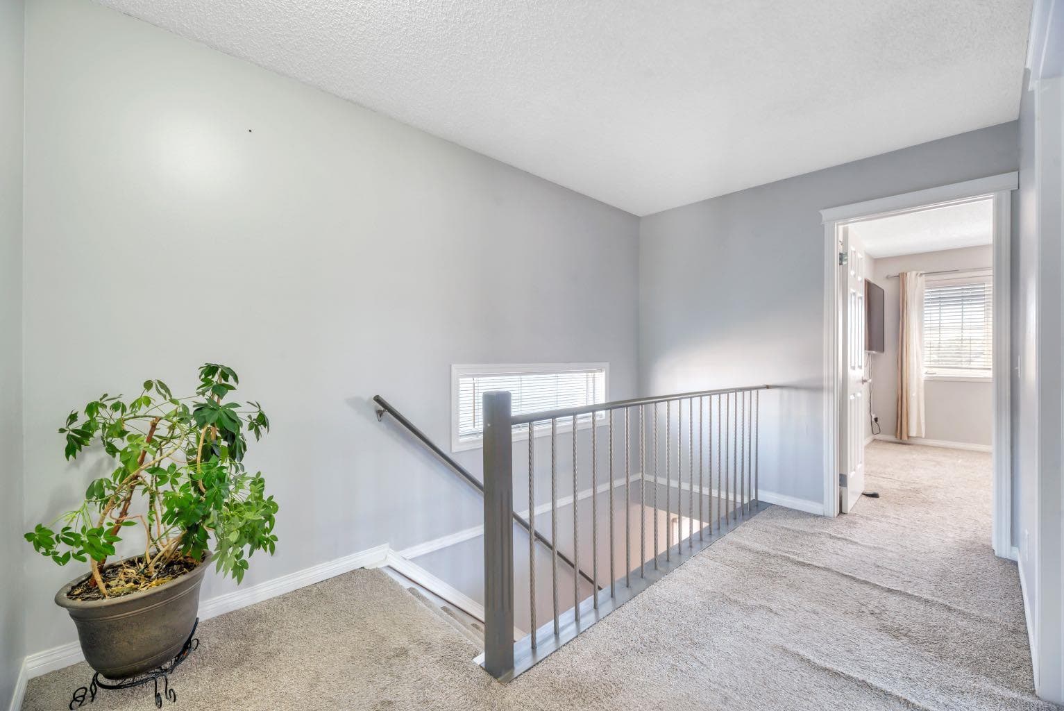 7 San Diego Manor NE