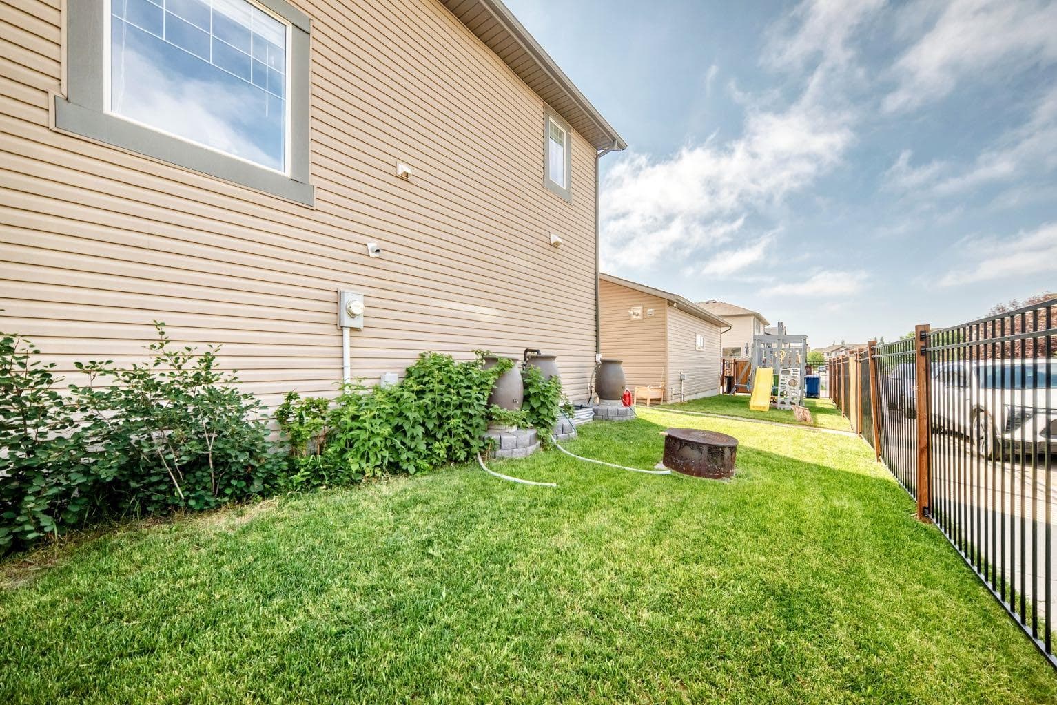 278 Luxstone Way SW