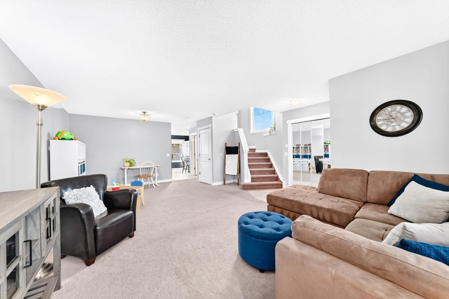278 Luxstone Way SW