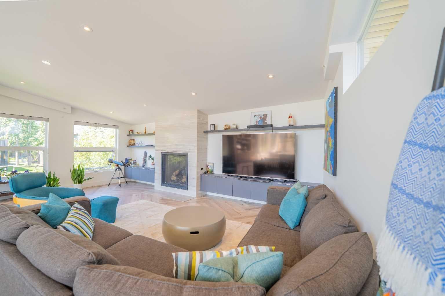 132 River's Bend Way 