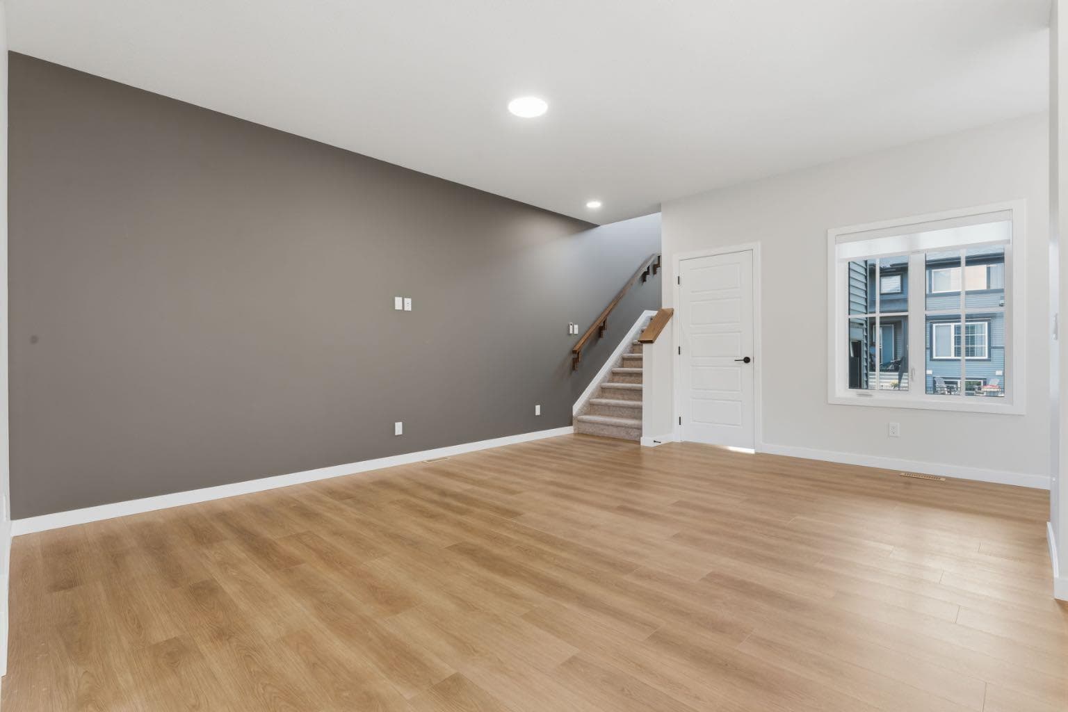 180 Lawson Lane SE