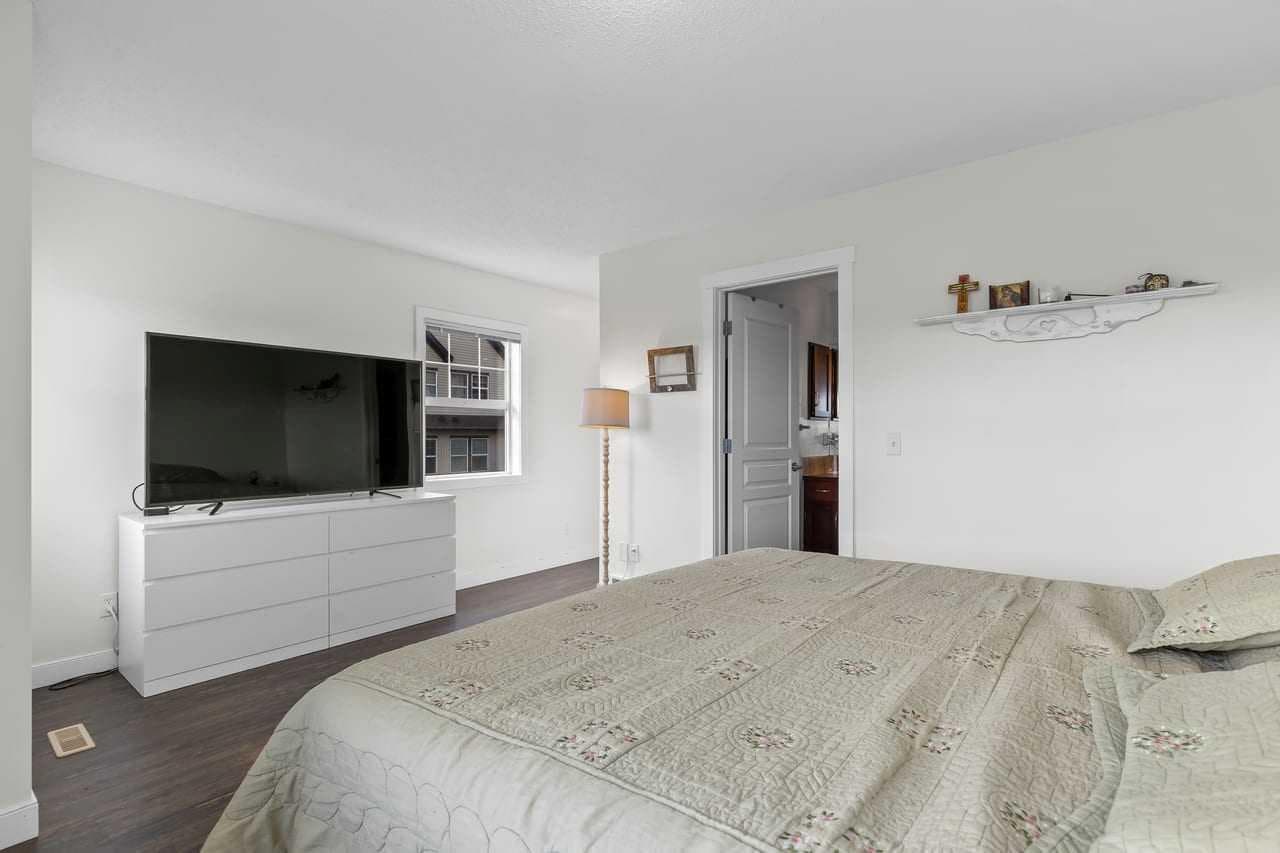 56, 28 Heritage Drive 