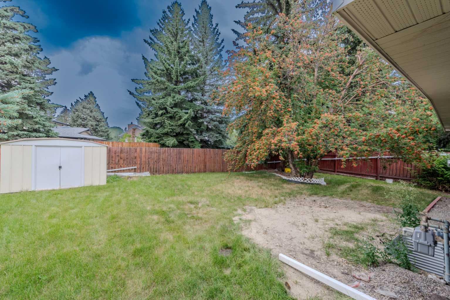 5655 Dalhousie Drive NW