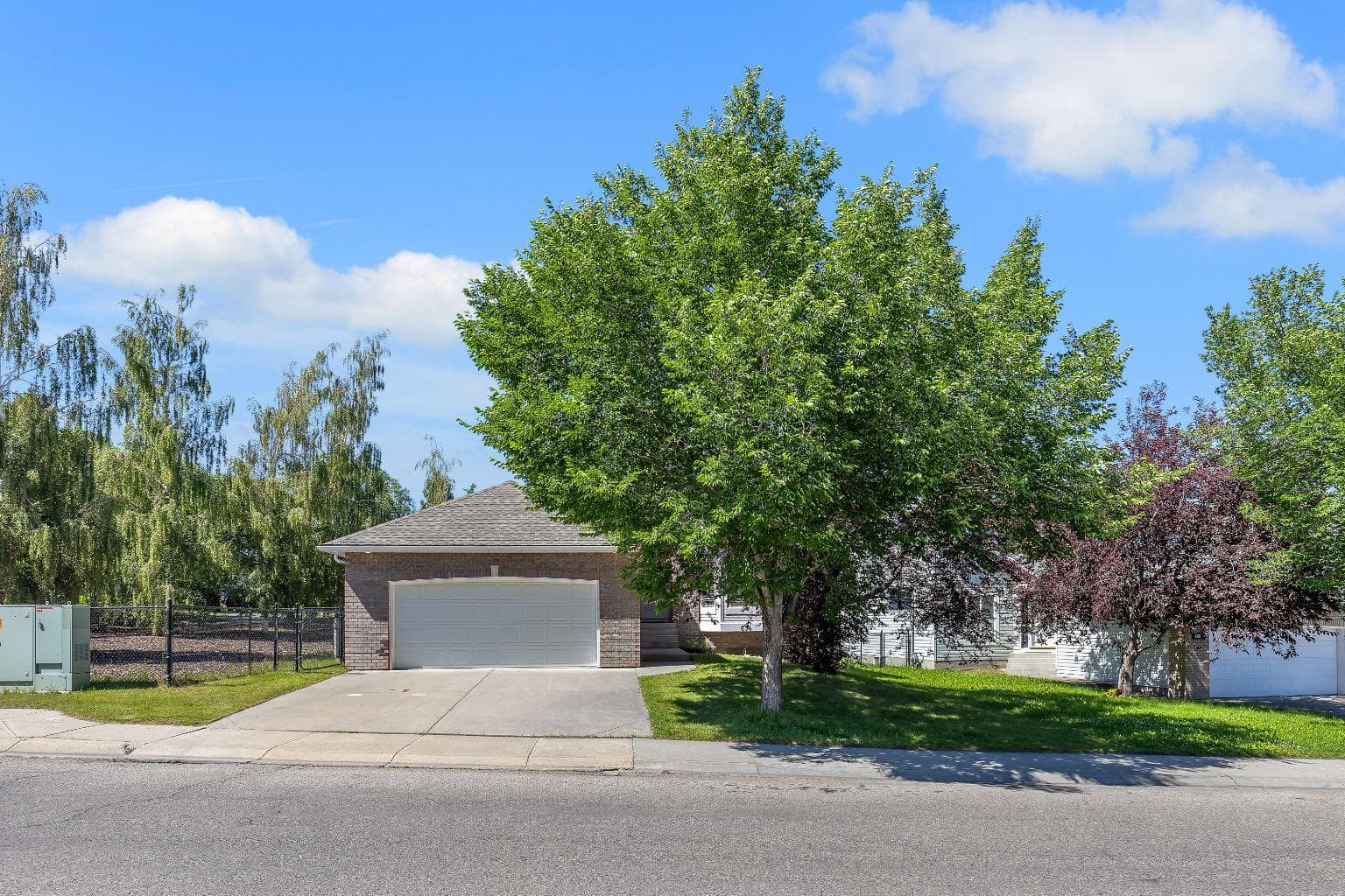 694 Panorama Hills Drive NW