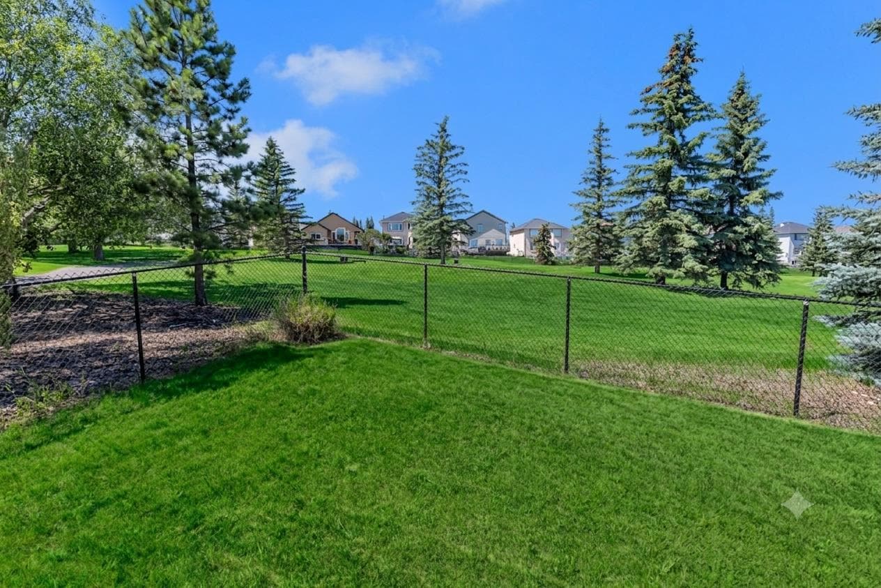 694 Panorama Hills Drive NW