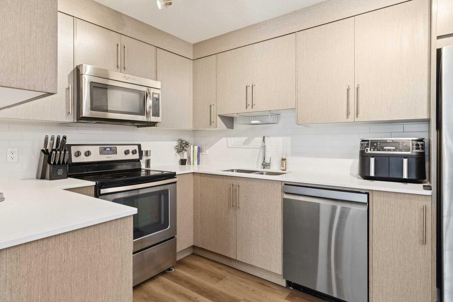 5103, 302 Skyview Ranch Drive NE