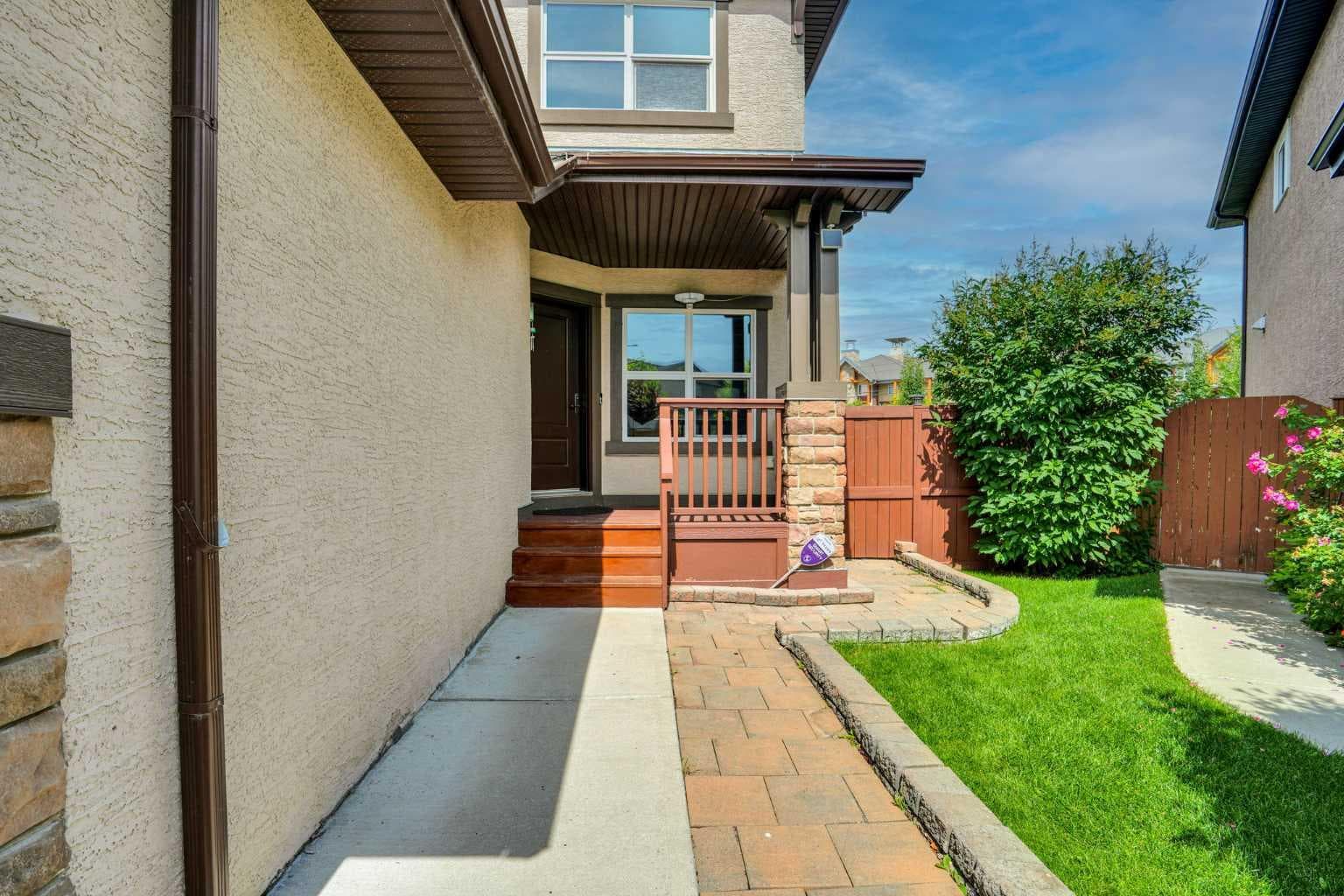 212 Everbrook Way SW