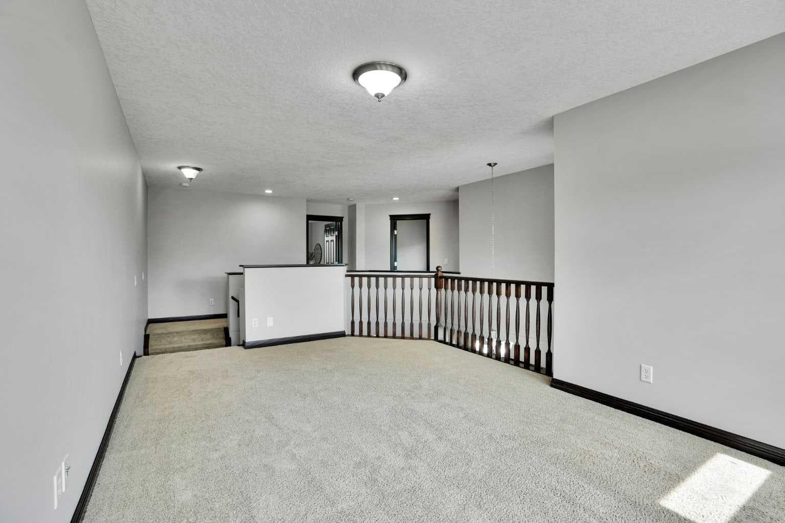 212 Everbrook Way SW