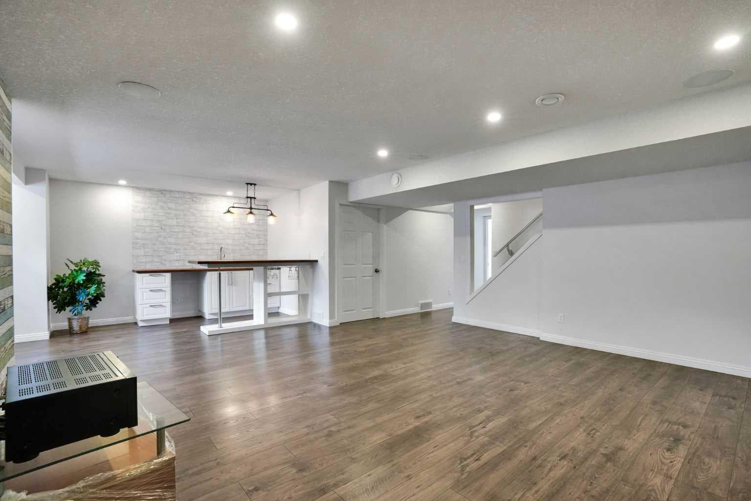 212 Everbrook Way SW
