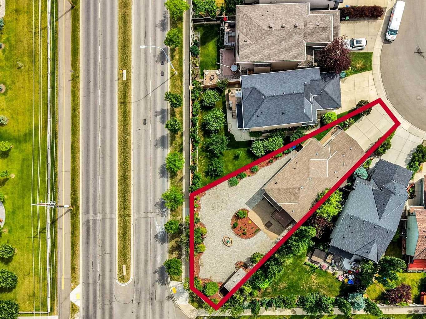 212 Everbrook Way SW