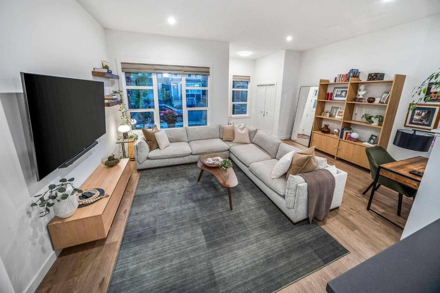 176 Seton Villas SE