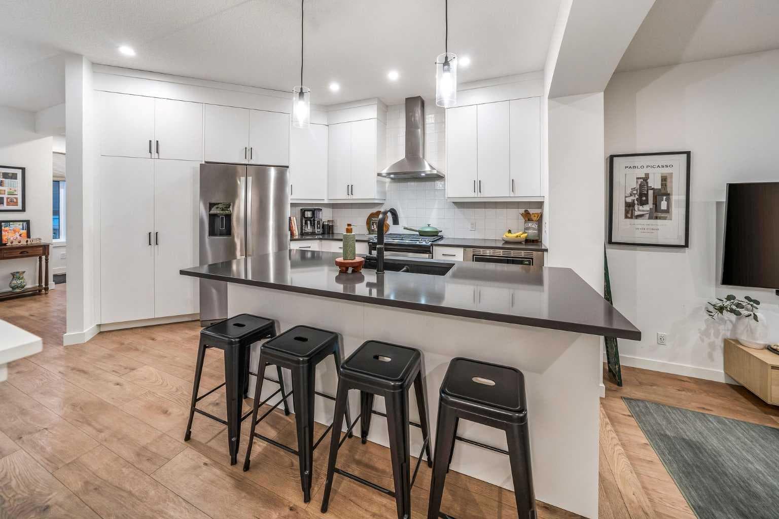 176 Seton Villas SE