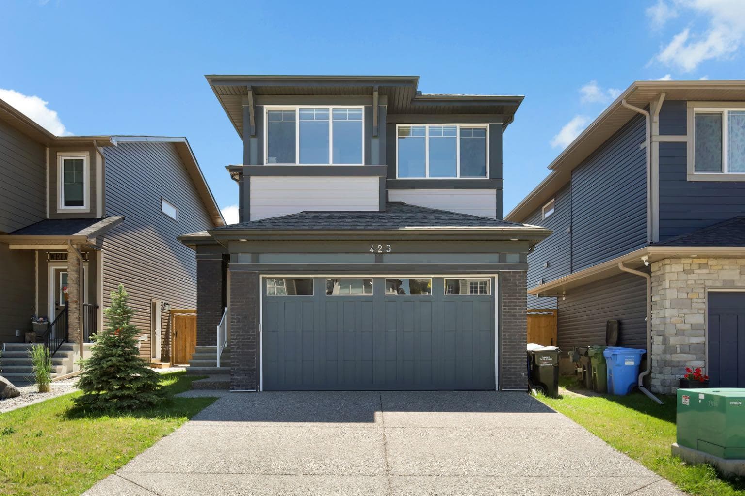 423 Legacy Circle SE