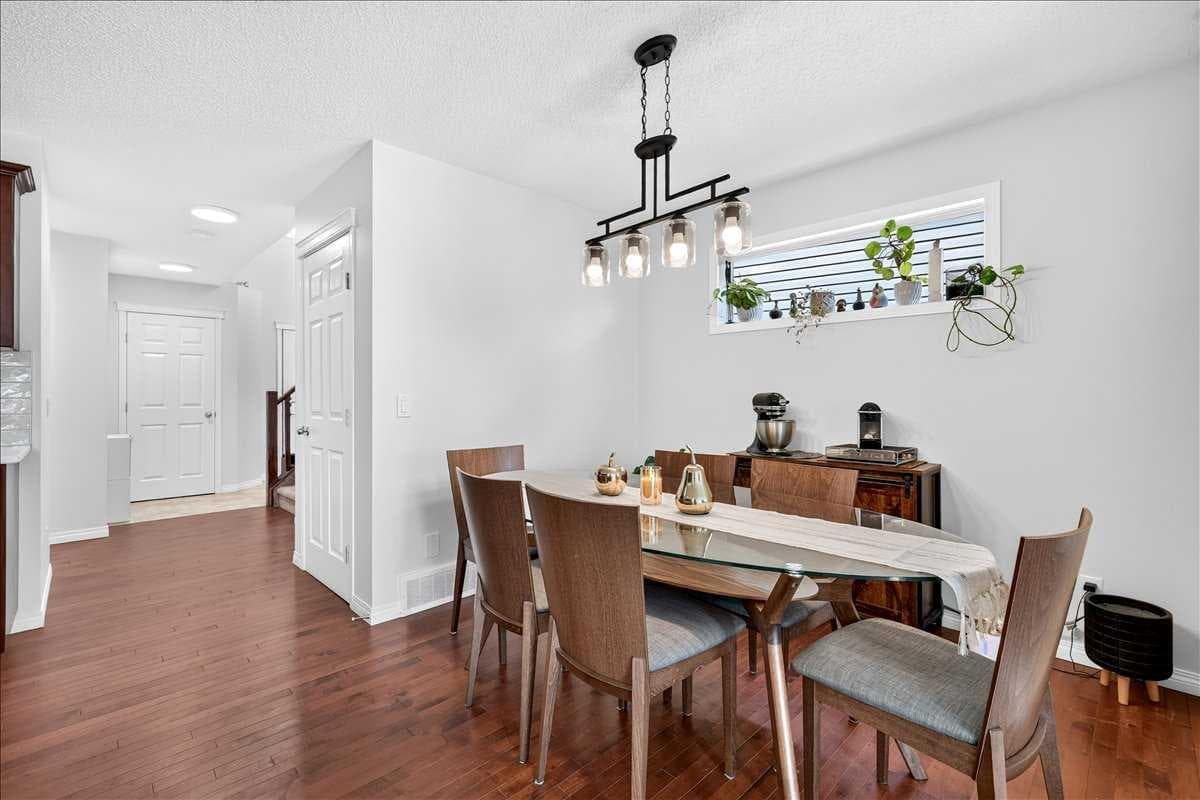 333 Bridleridge View SW