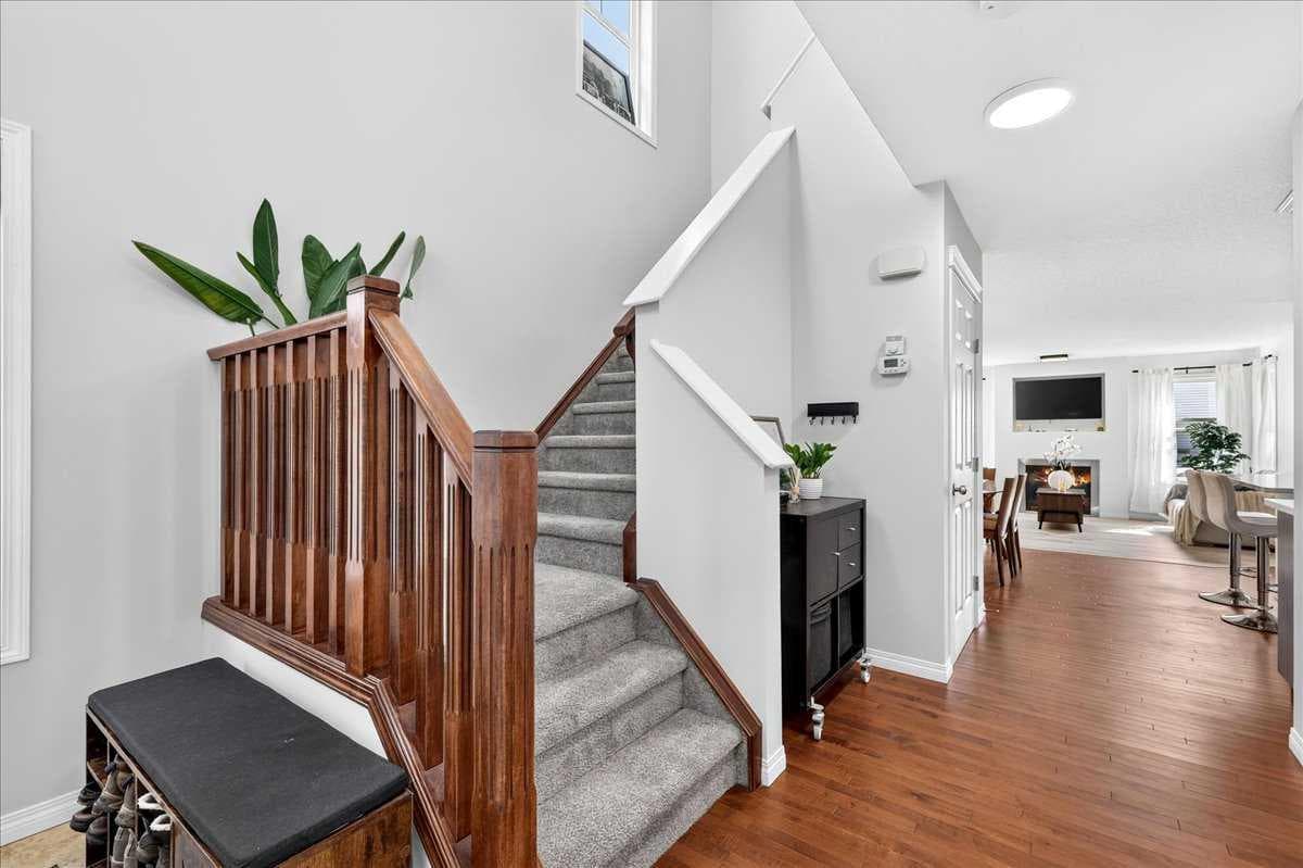 333 Bridleridge View SW