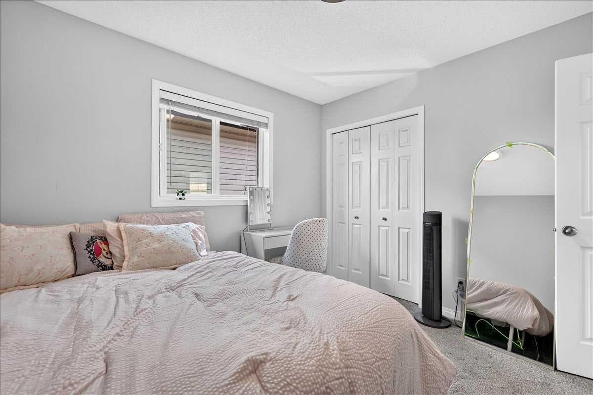 333 Bridleridge View SW
