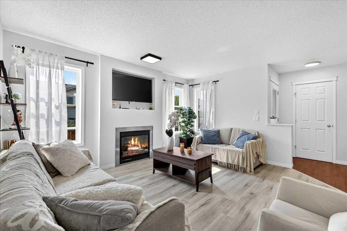 333 Bridleridge View SW
