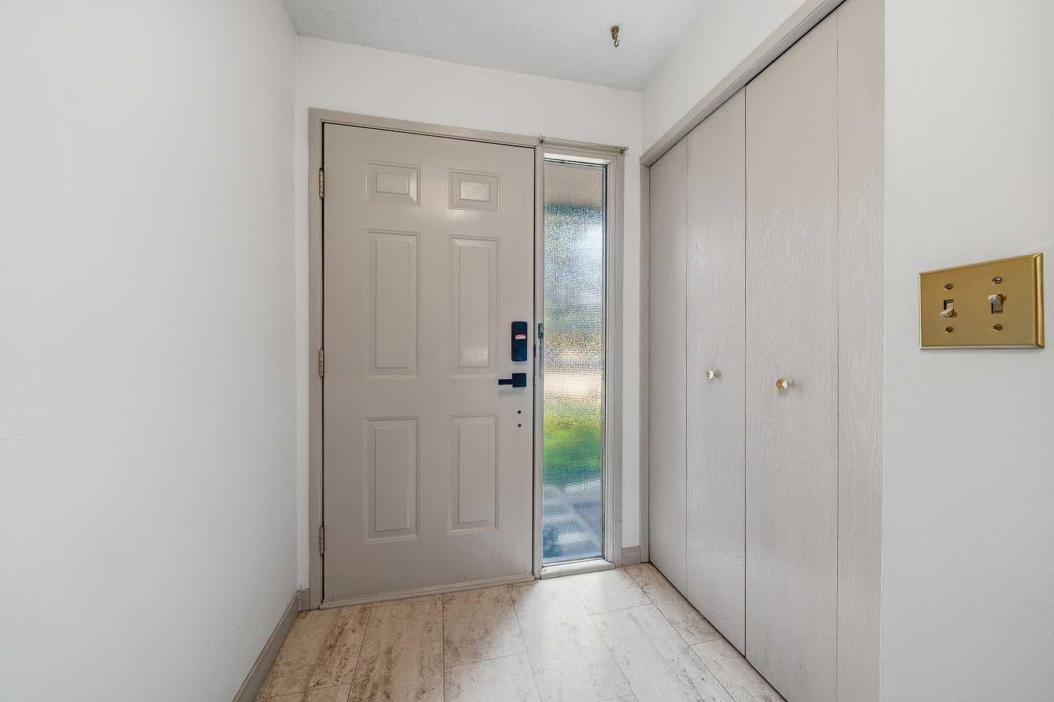 104, 23 Glamis Drive SW