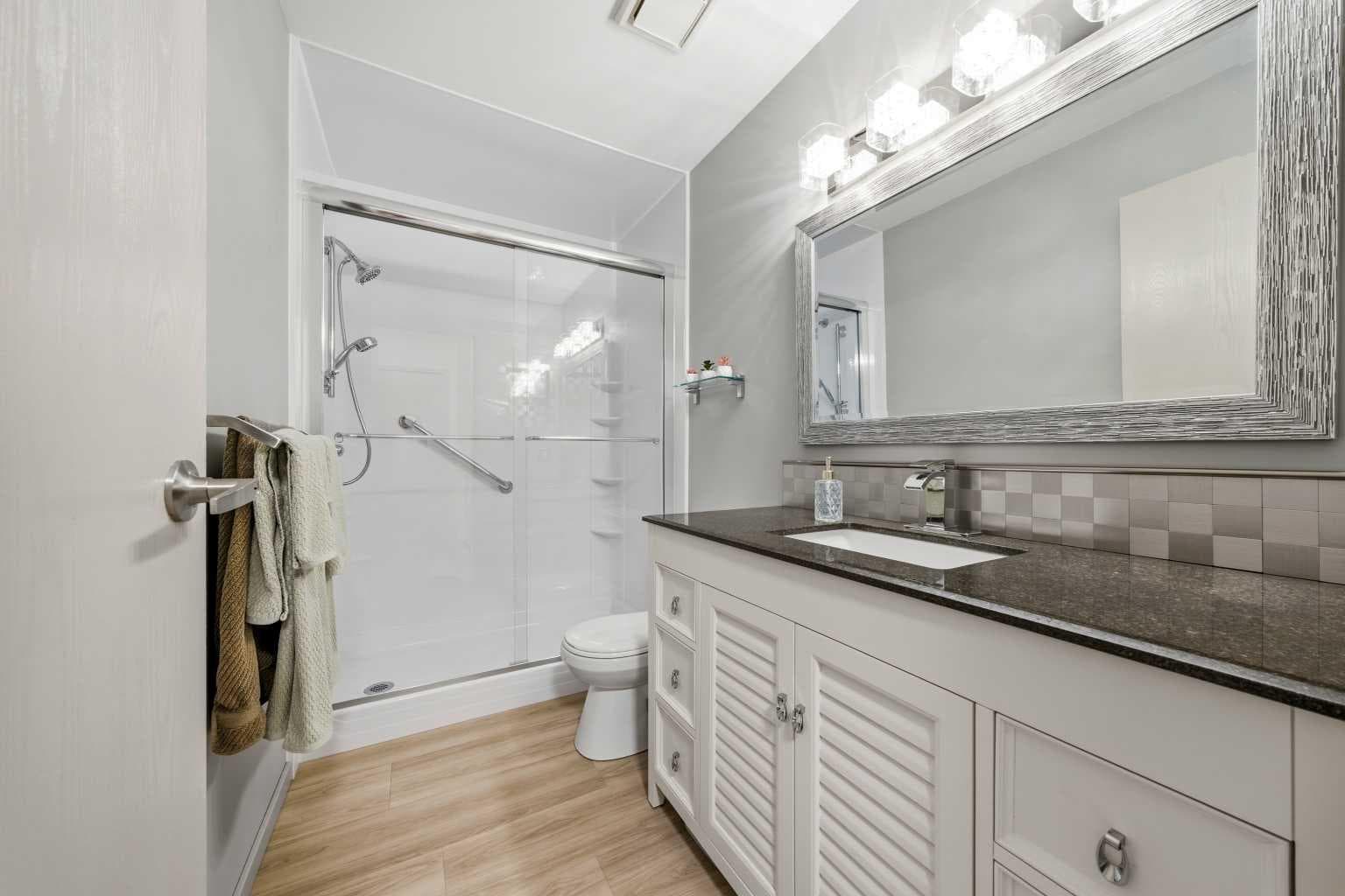 104, 23 Glamis Drive SW