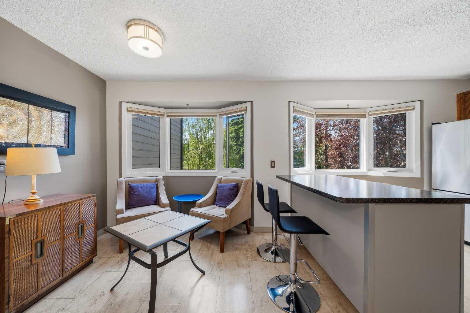 104, 23 Glamis Drive SW