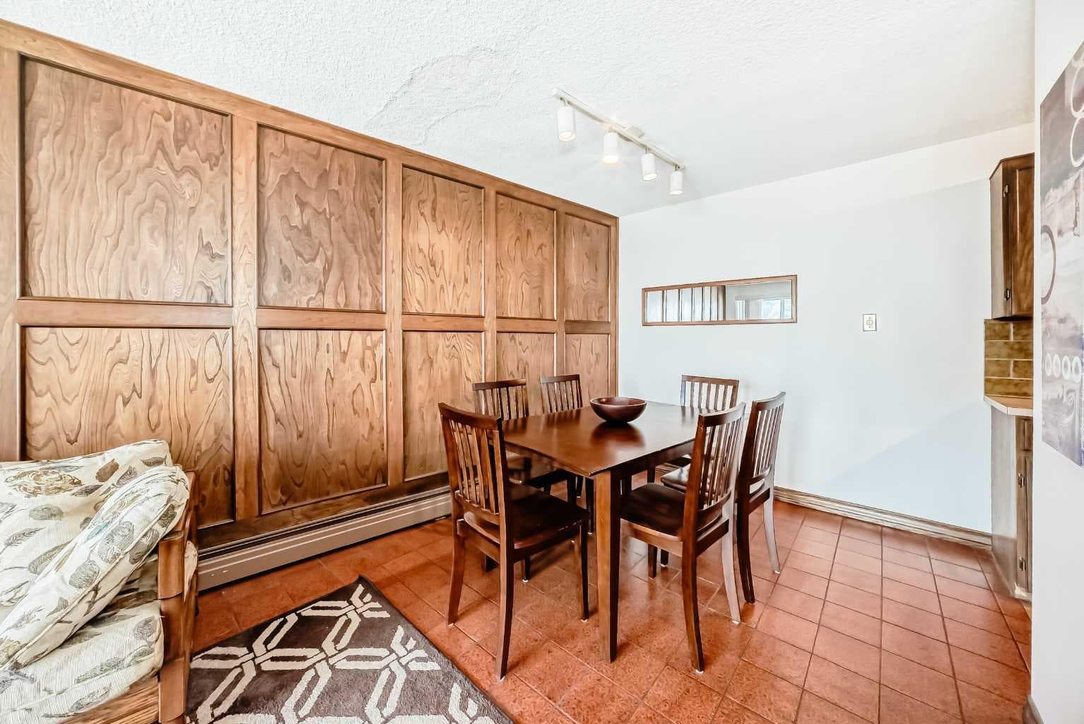 201, 512 Cedar Crescent SW