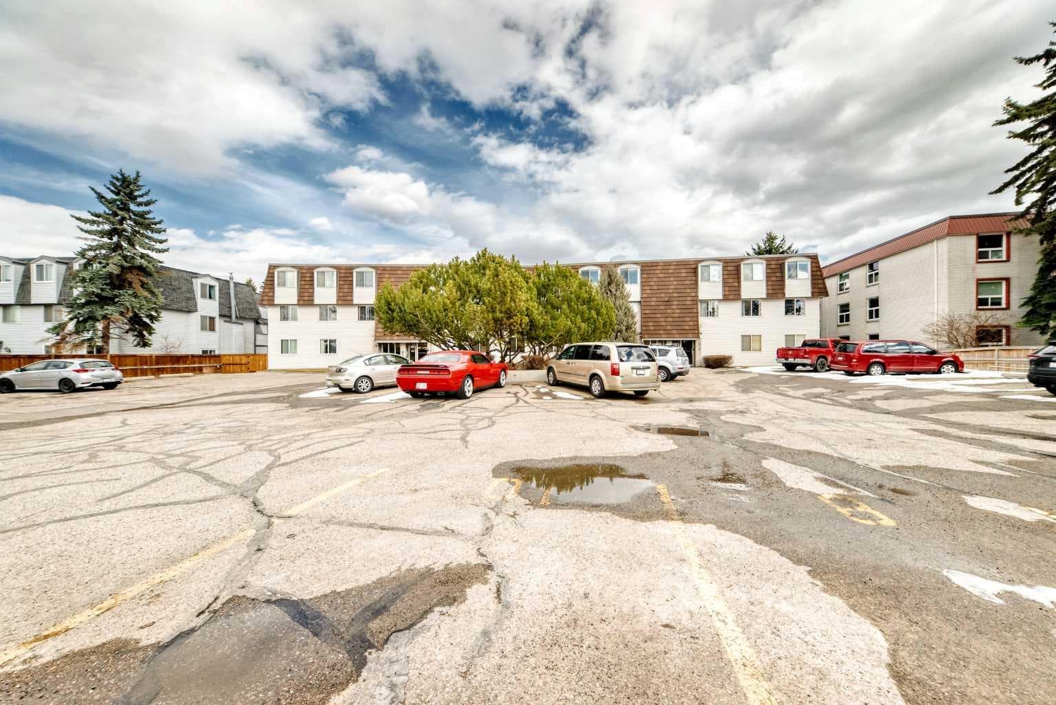 201, 512 Cedar Crescent SW