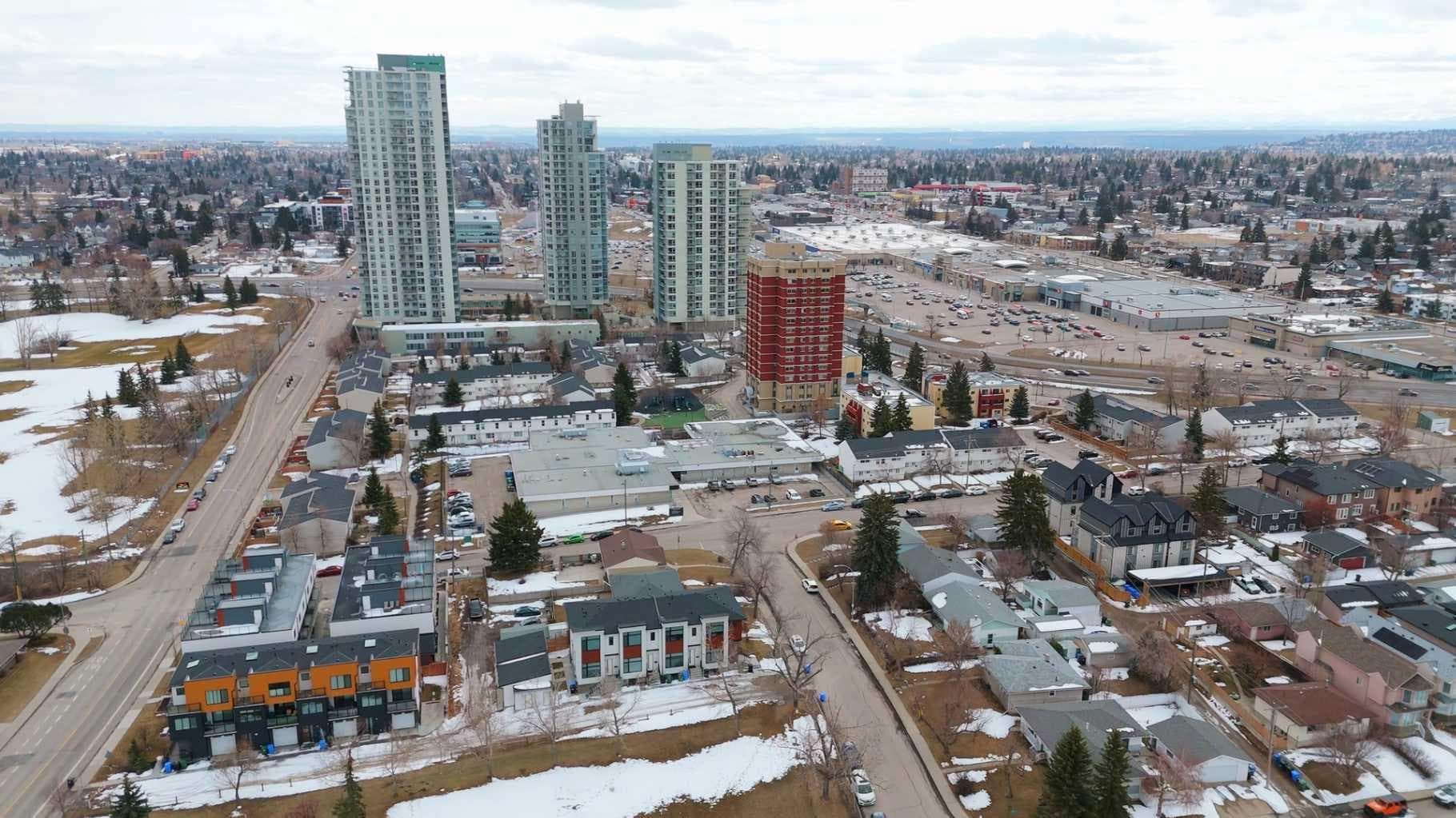 201, 512 Cedar Crescent SW
