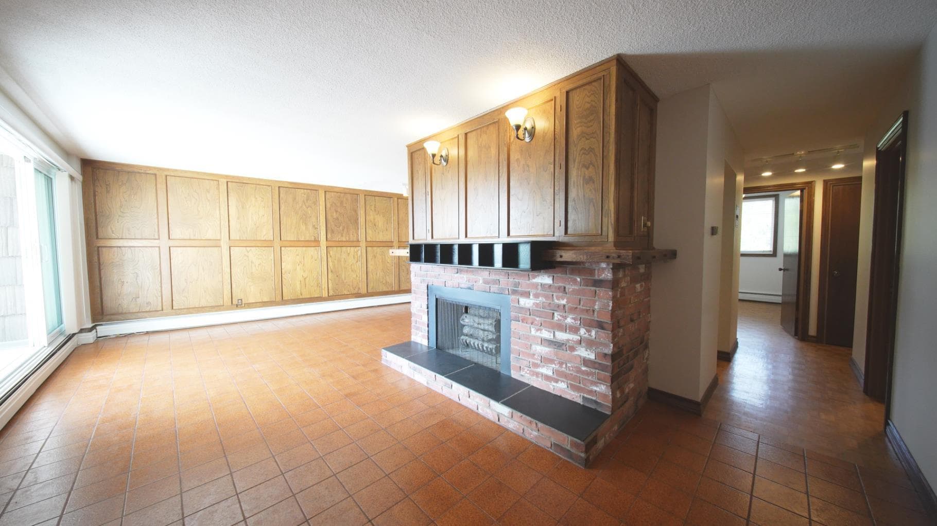201, 512 Cedar Crescent SW