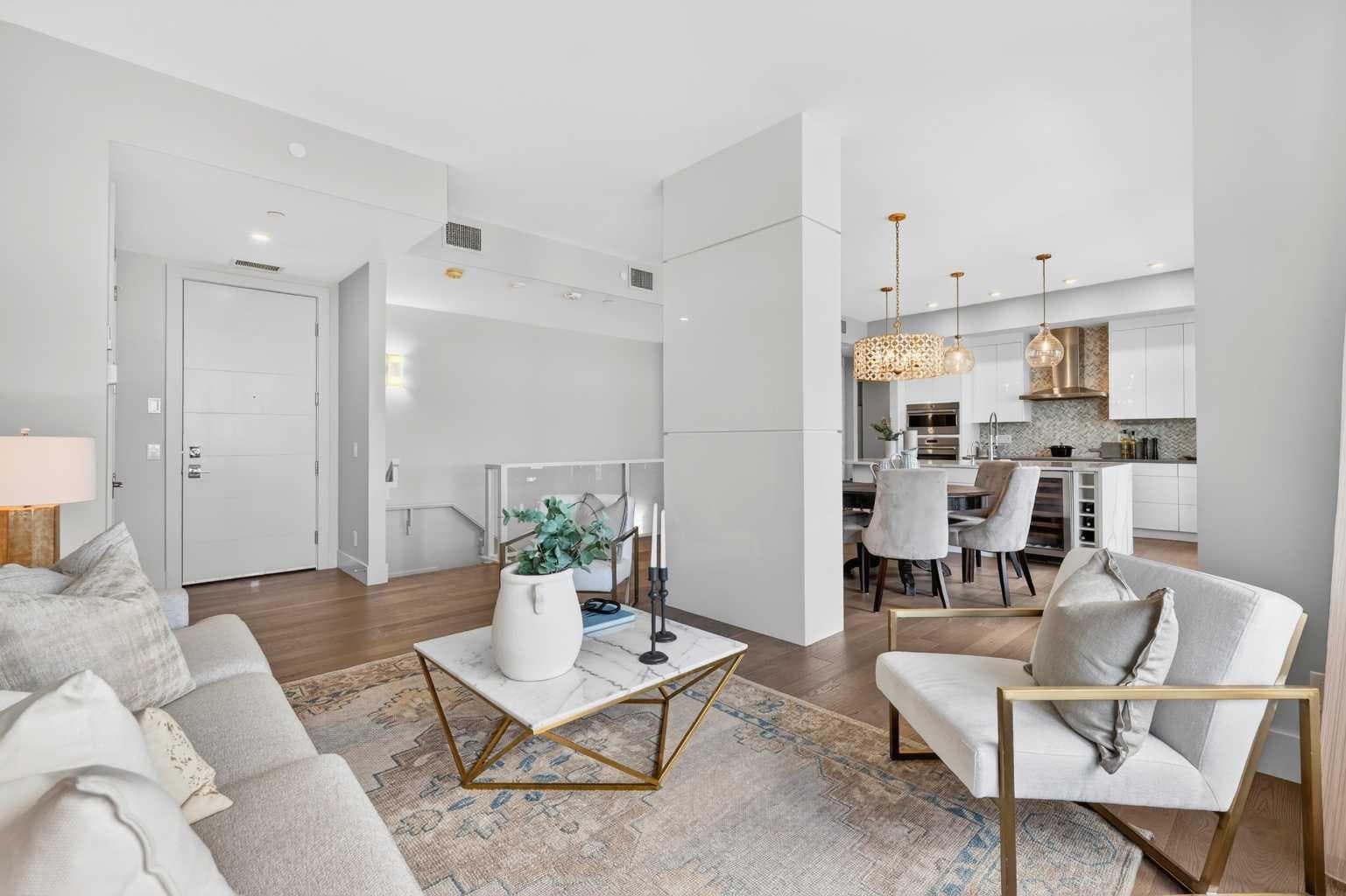 101, 23 Mahogany Circle SE