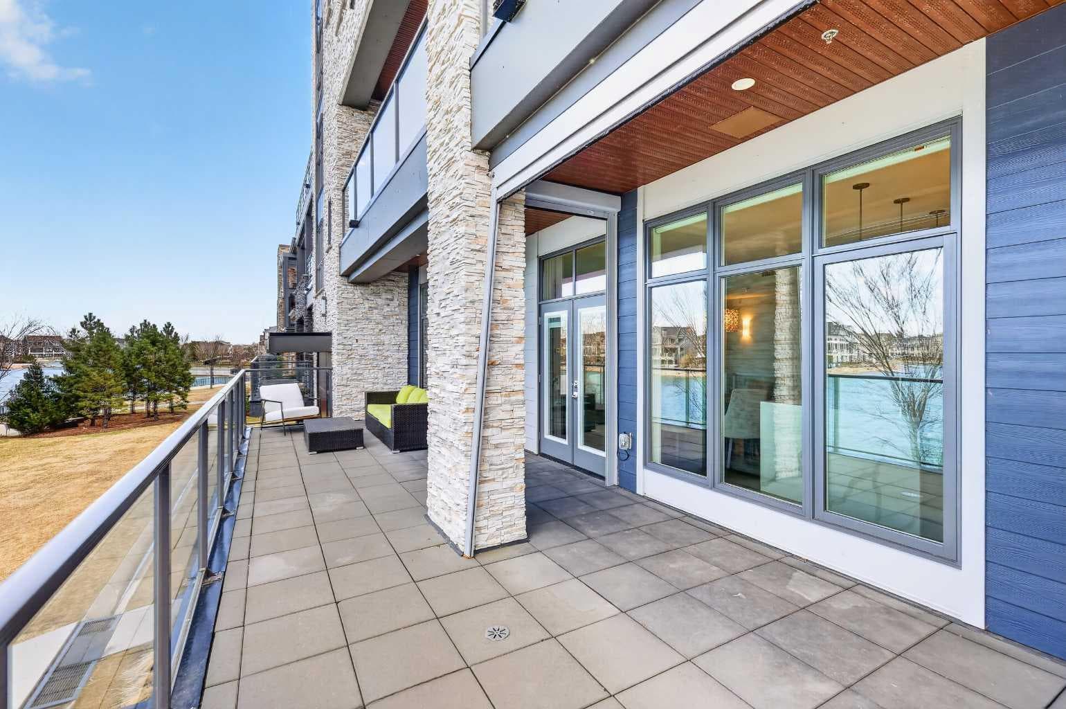101, 23 Mahogany Circle SE