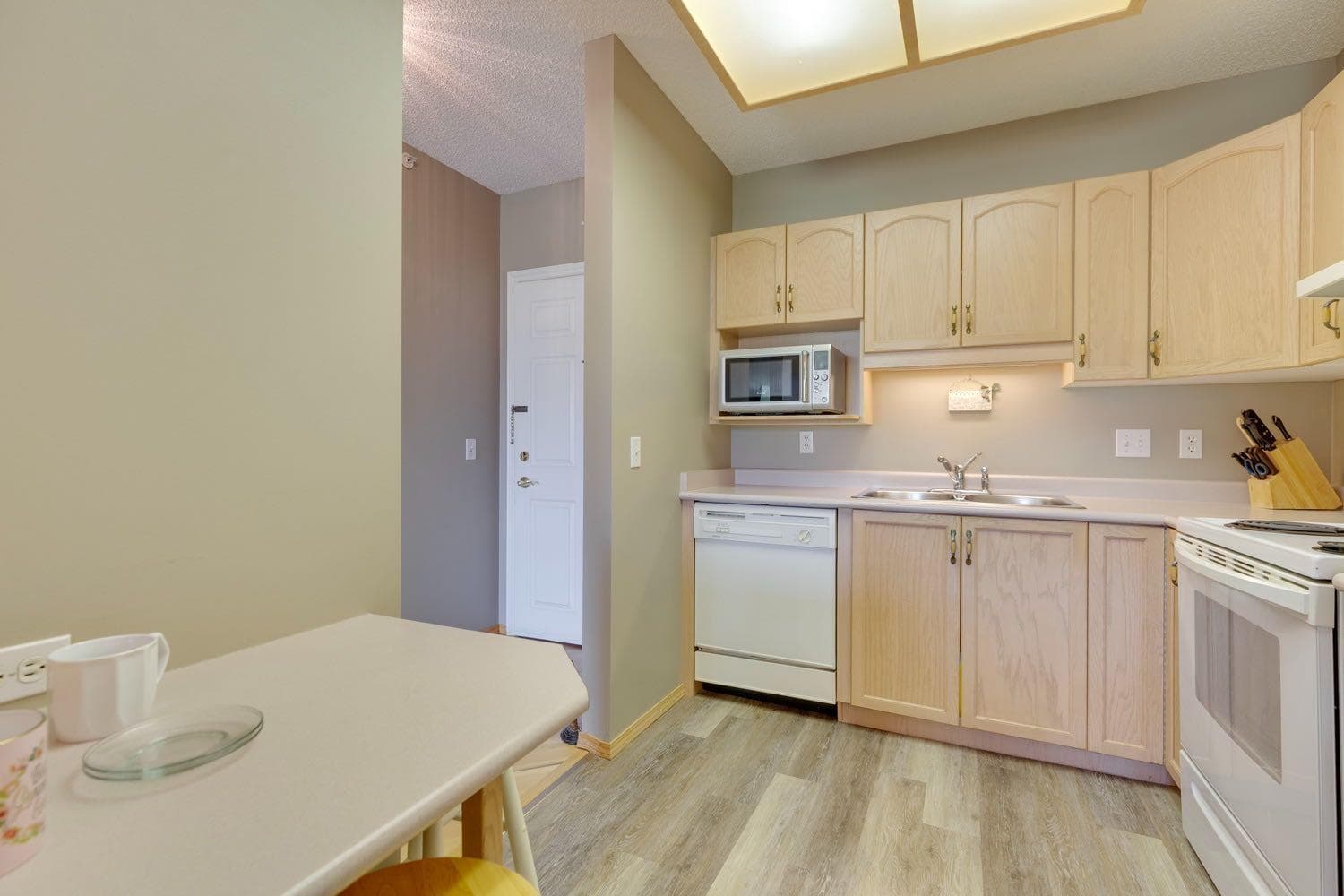 3109, 3109 Hawksbrow Point NW